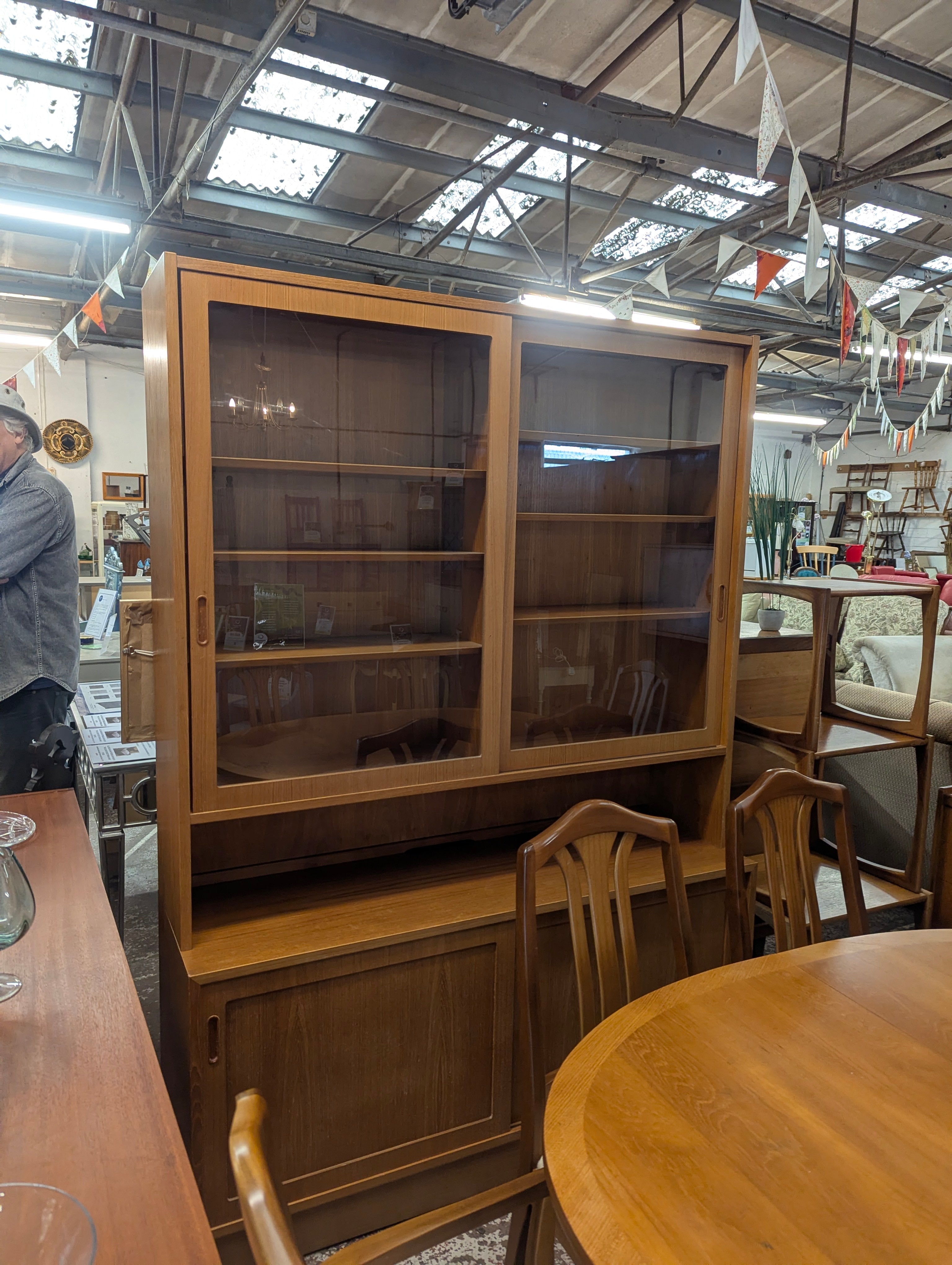 Wall Unit